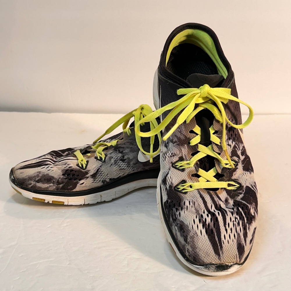 Nike Free TR Fit 5 Print Sneakers Black & White Neon Yellow Size 7.5 704695-014